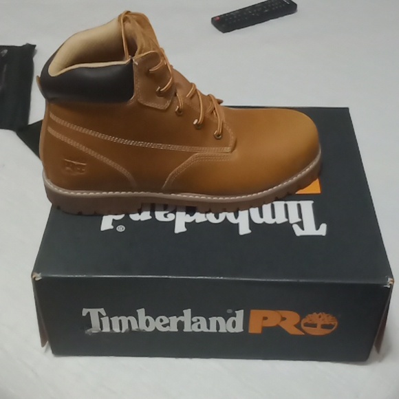 Men's timberland boots - Picture 1 of 1